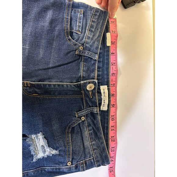 Almost famous Distressed ripped jeans Women's Size 9 juniors - Picture 6 of 9